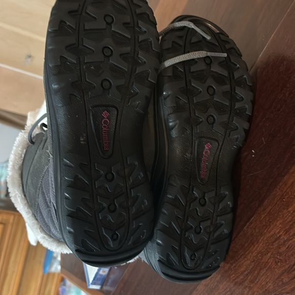 Columbia Women's Ice Maiden II Snow Boot - Size7,5 - Picture 5 of 9